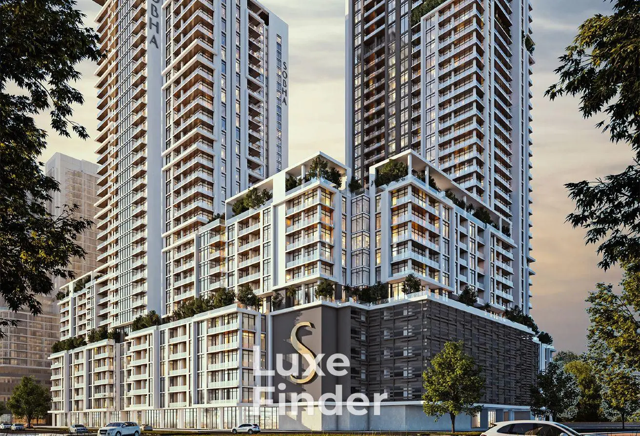 15308630-76c81o